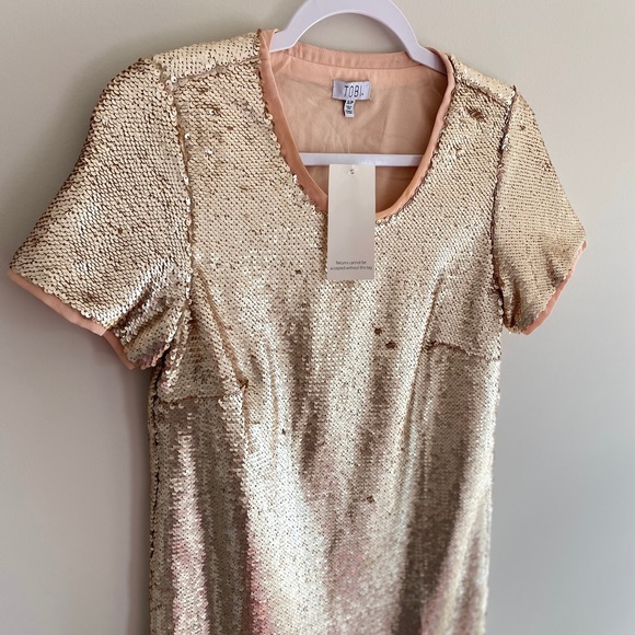NWT TOBI SHIFT IN TIME BLUSH Sequin DRESS - Picture 6 of 8